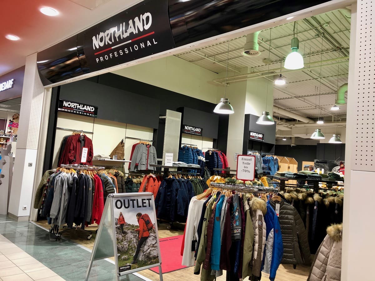 Skiausrüstung und Winterbekleidung bei Northland Professional in Klagenfurt