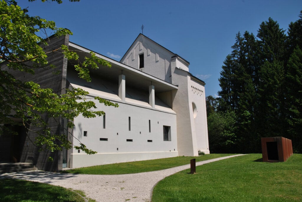 Autobahnkirche Dolina