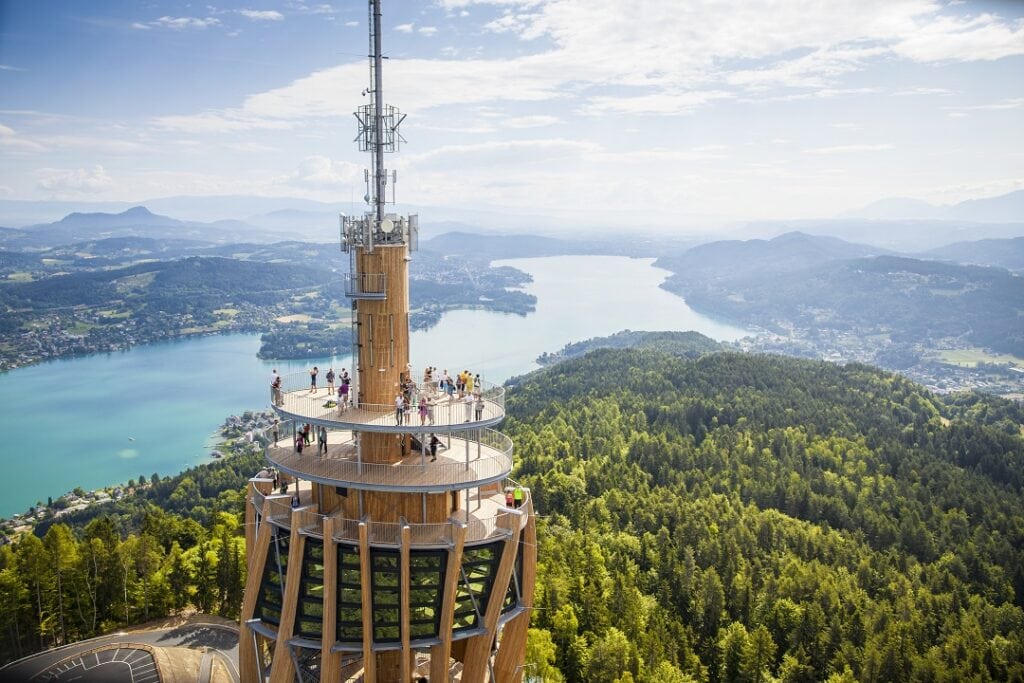 Luftaufnahme Pyramidenkogel und Wörthersee