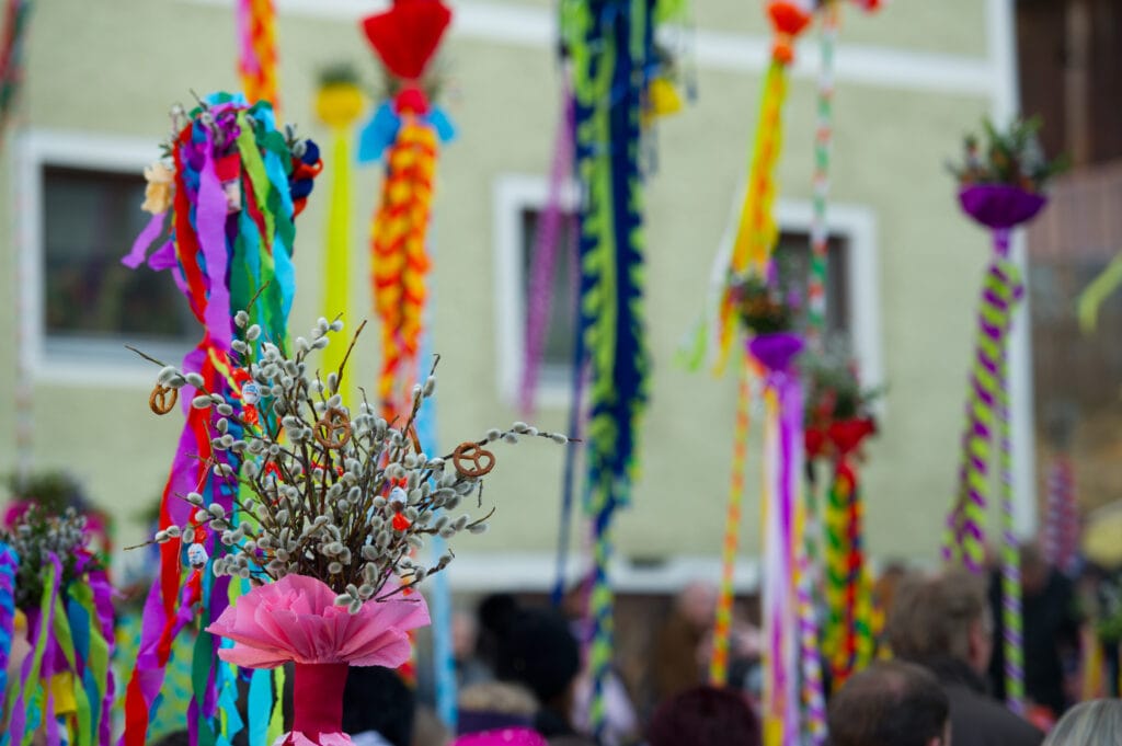 Ostermarkt mit Palmbuschen