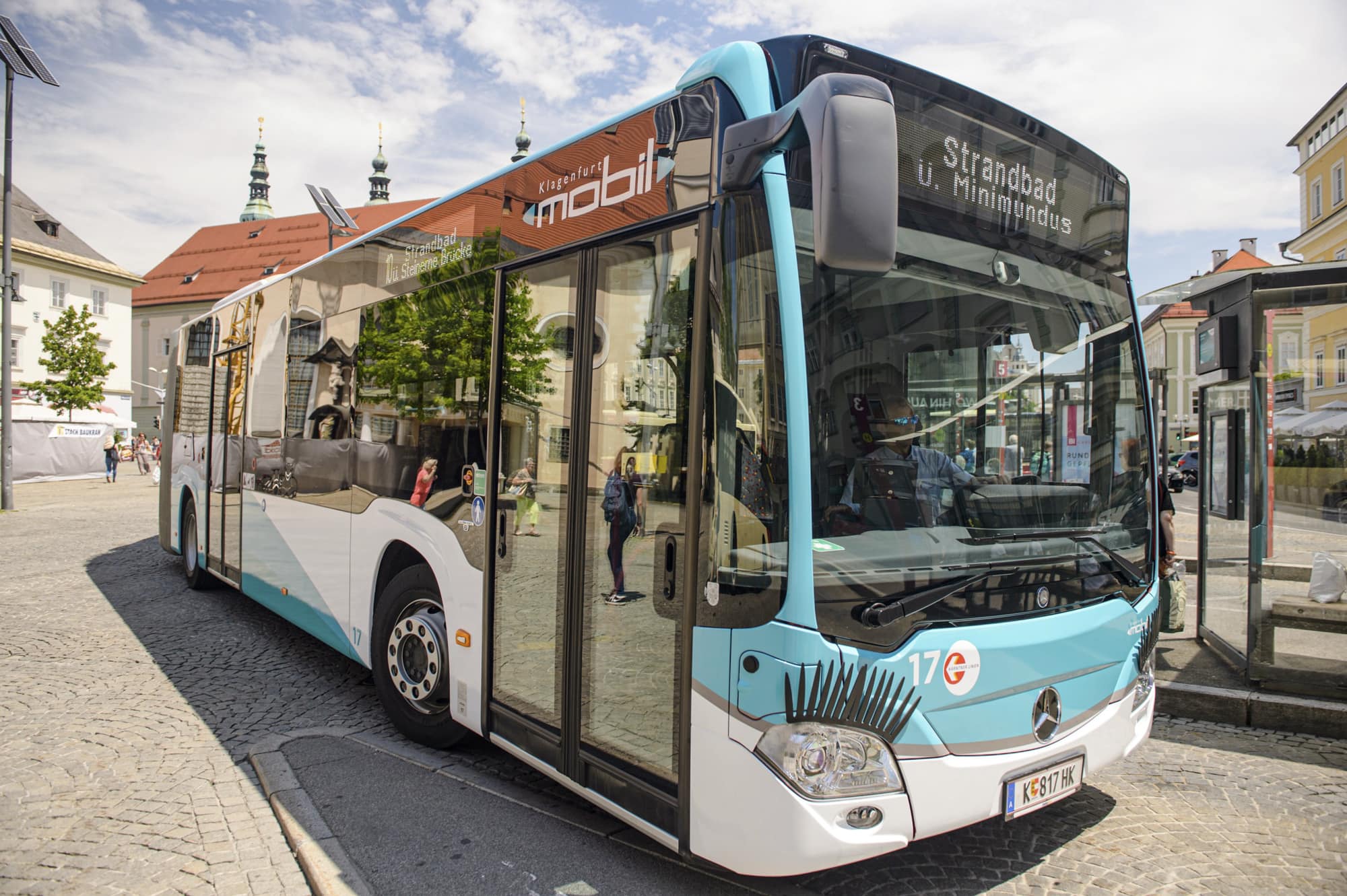 Öffentlicher Verkehr mit Autobus in Klagenfurt