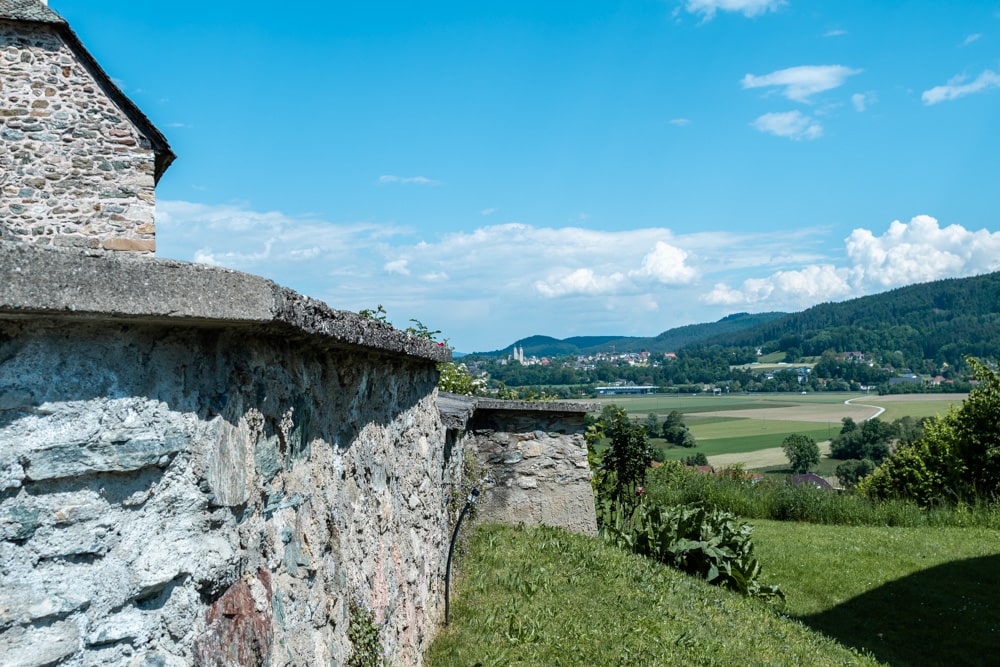 Die Aussicht auf die Türme von Maria Saal