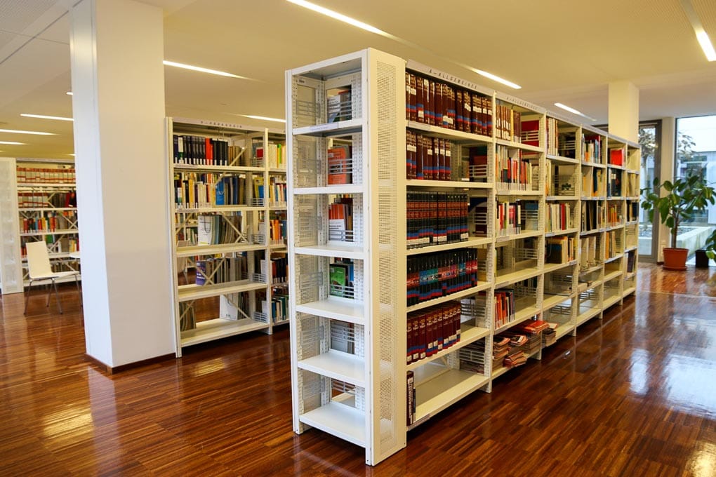 Bibliothek der Pädagogischen Hochschule Kärnten in Klagenfurt