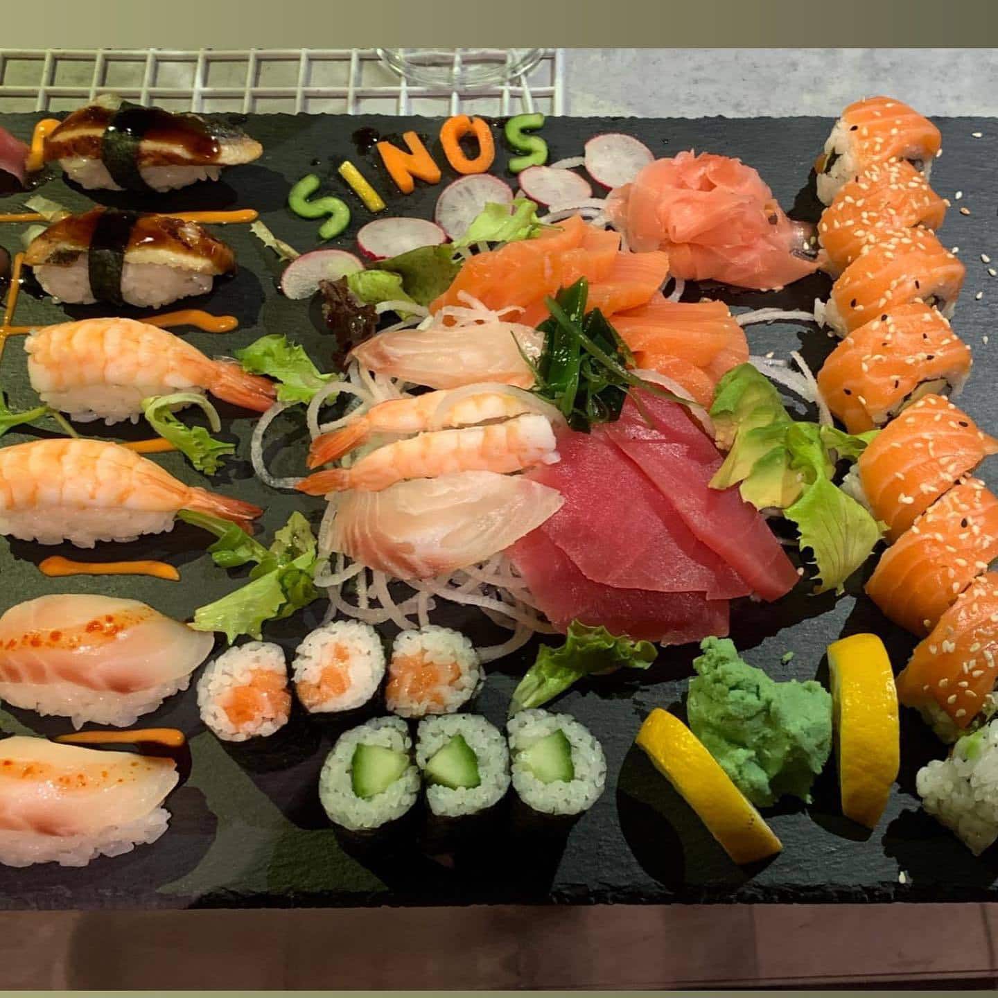 Take-Away Sushi und mehr von Sinos Fusion Bar