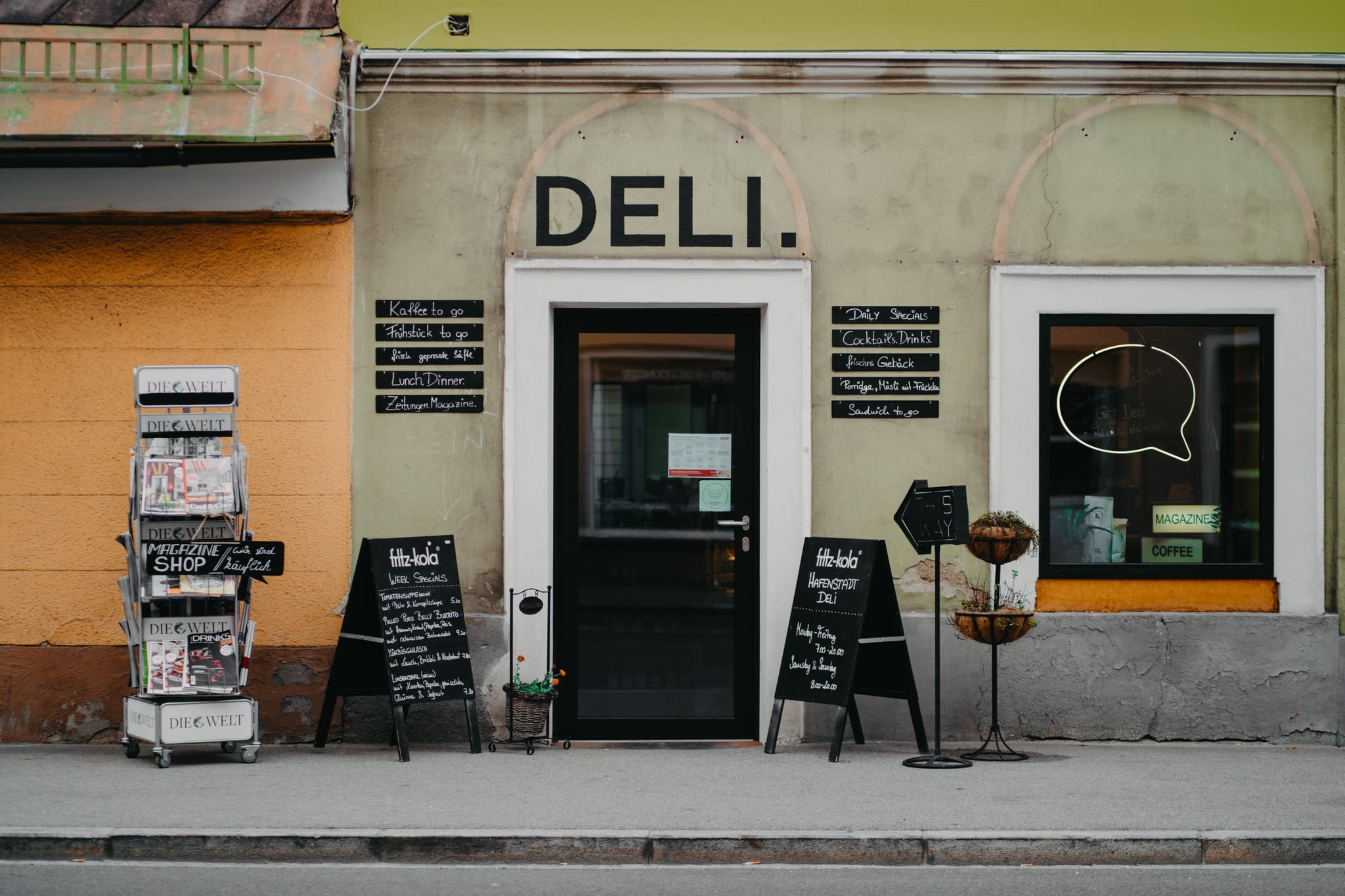 Hafenstadt DELI in Klagenfurt von außen