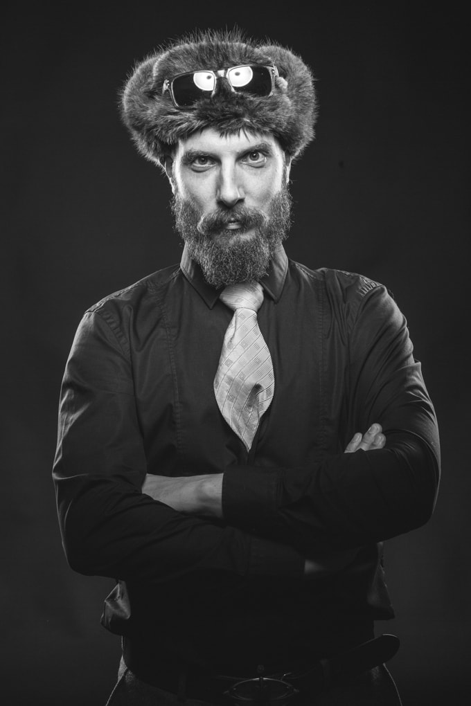 Komponist und Geiger Manfred Pressl schwarz-weiß Portrait