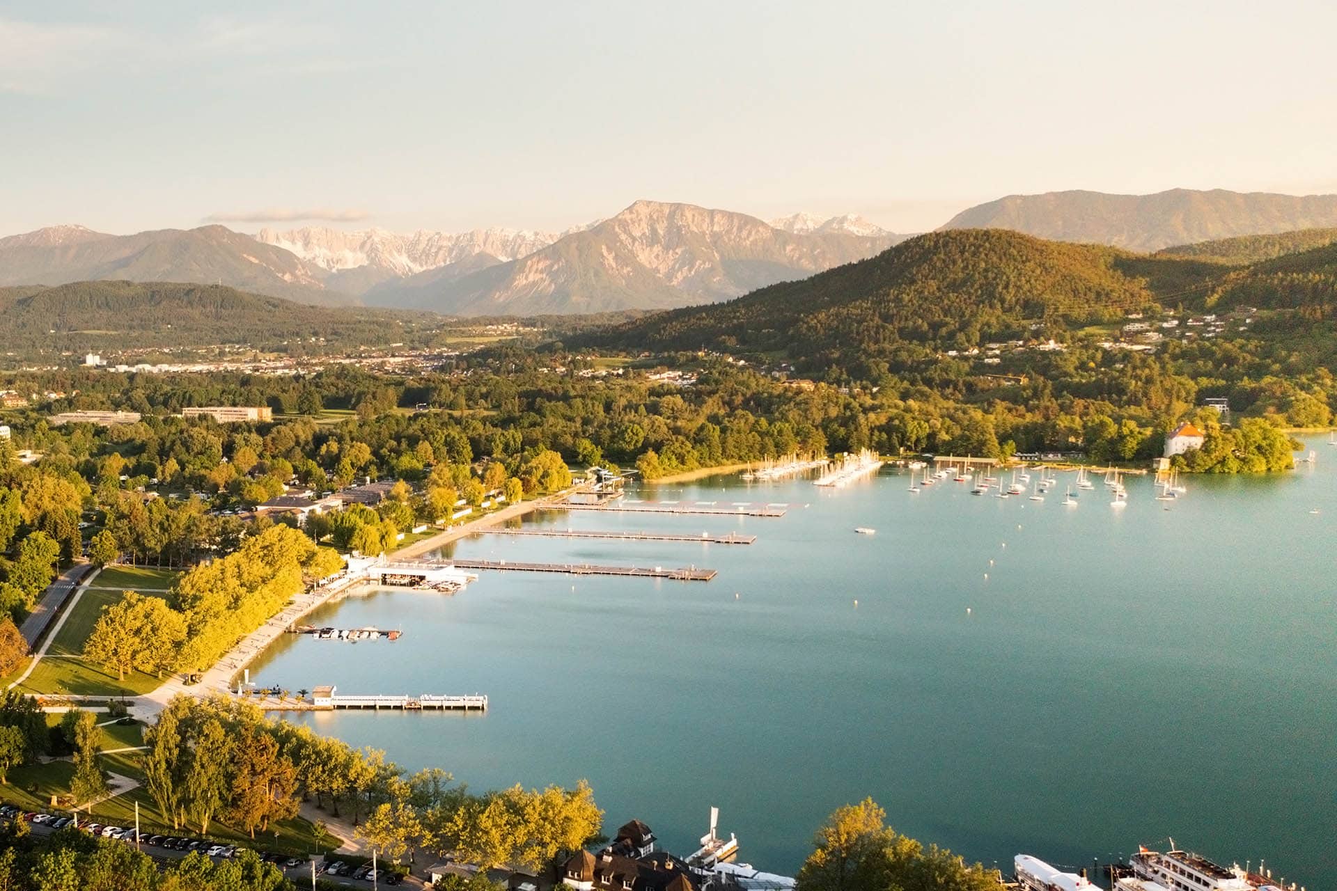 Blick über den Wörthersee in Klagenfurt