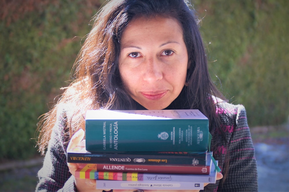 Lesung lateinamerikanischer Literatur SaraZambrano im Ventil bei VADA in Klagenfurt