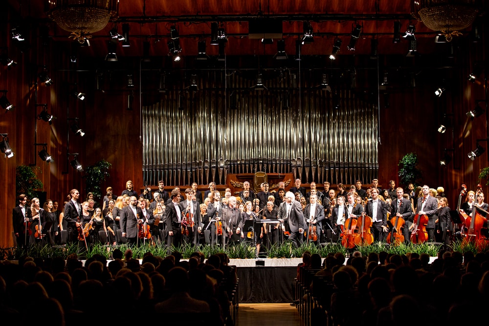 Orchester beim Klassik Konzert im Rahmen des Wörthersee Classics Festivals