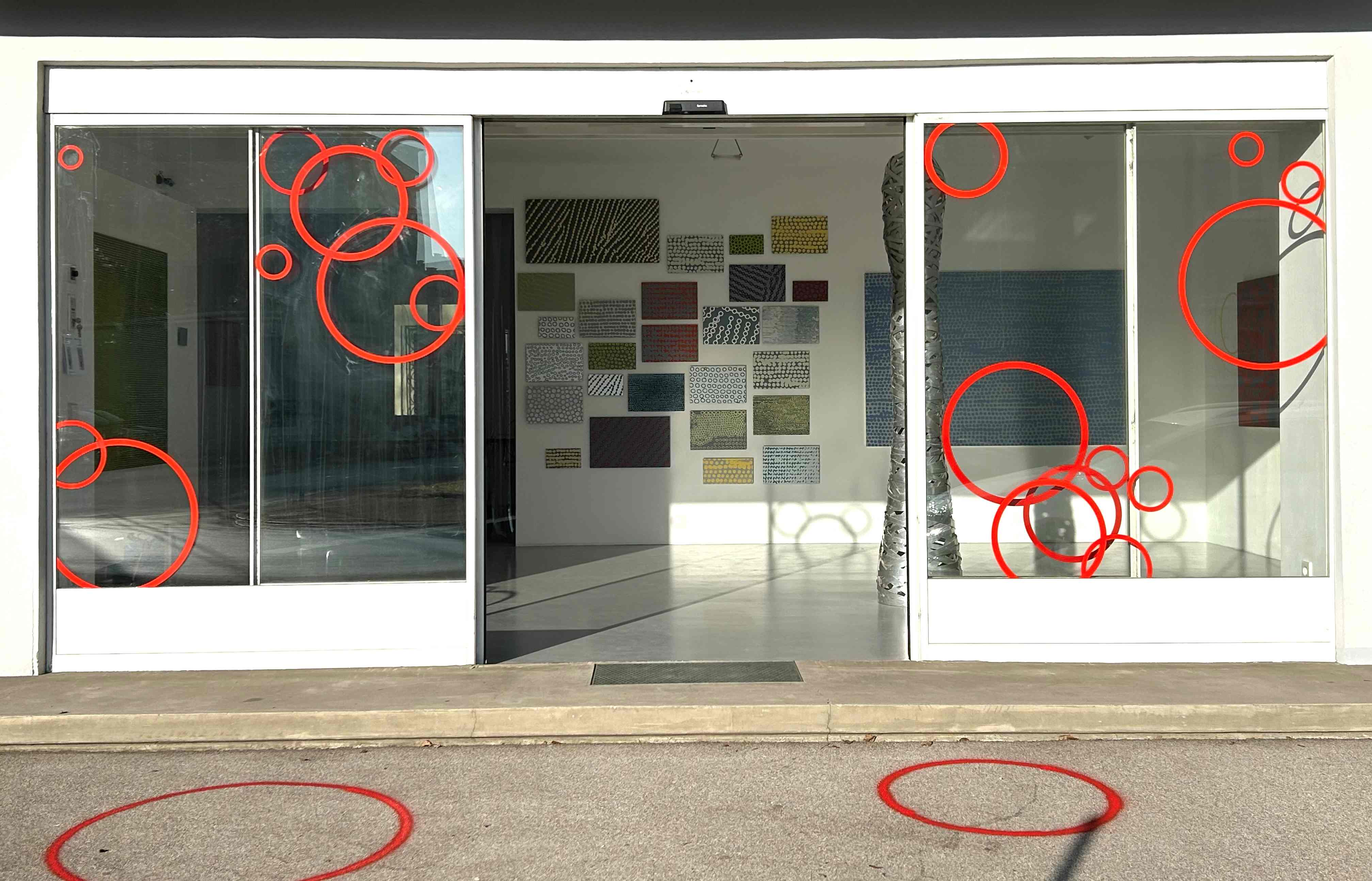 Kunstraum Walker Portal mit der Ausstellung "Repetitive Behaviours" von Claus Prokop im Frühling 2023