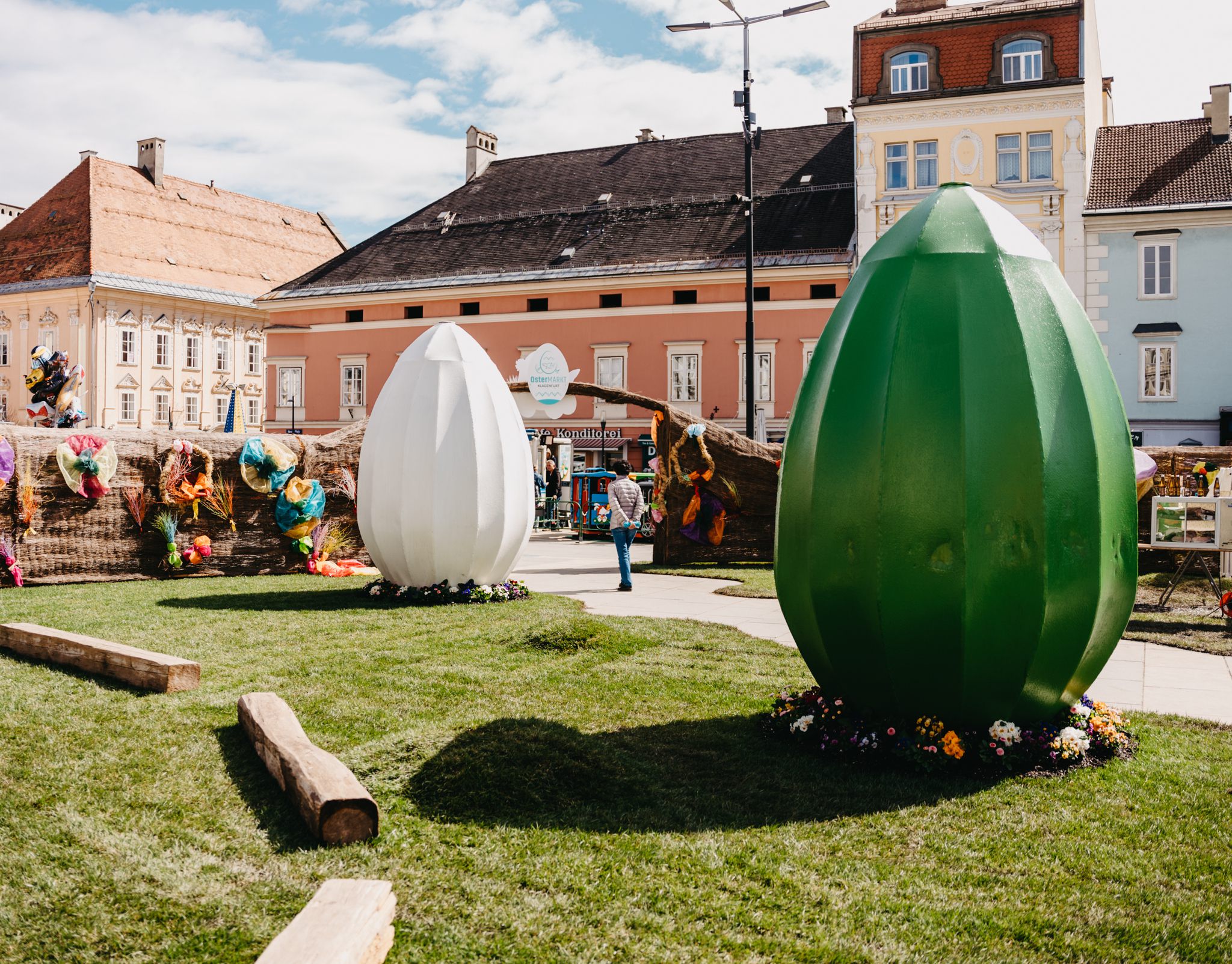 Große Ostereier Dekoration am Ostermarkt in Klagenfurt am Wörthersee