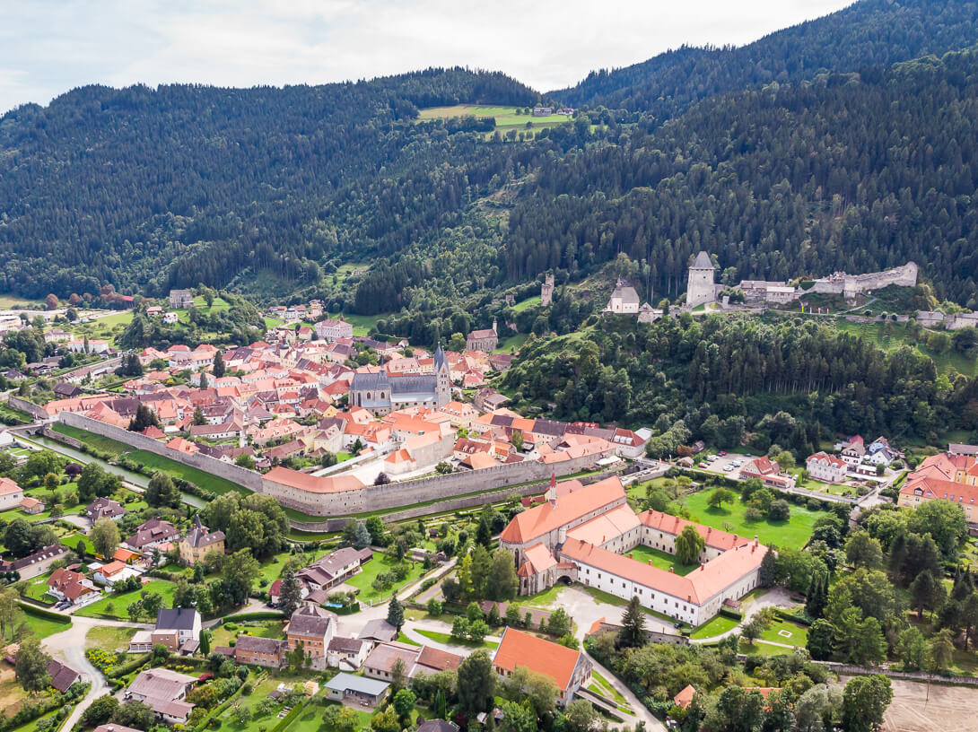 Panoramablick über die Burgenstadt Friesach 