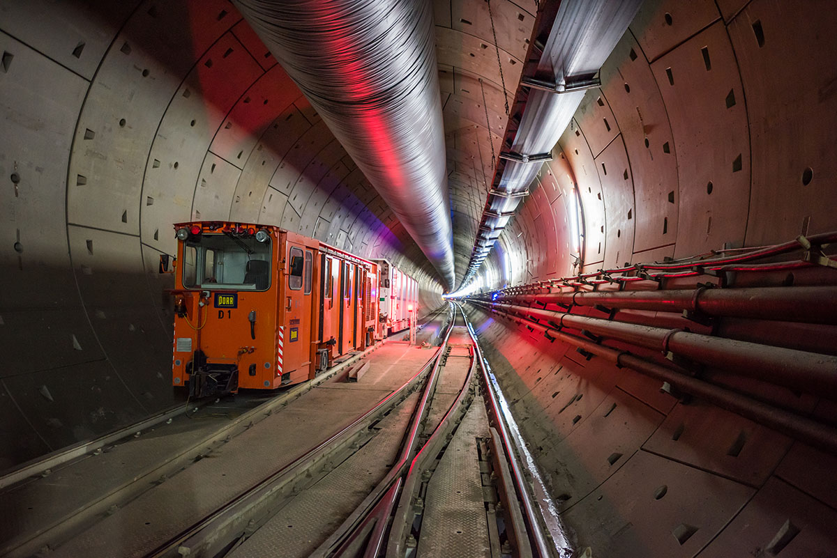 Blick in den im Bau befindlichen Koralmtunnel, der Ende 2025 in Betrieb genommen wird